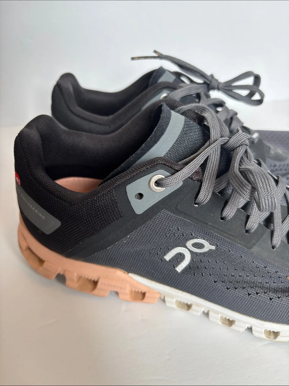 On Running Shoes Helion Style